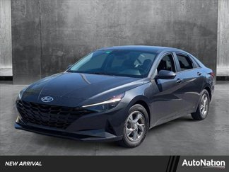 Used 2023 Hyundai Elantra SE image 1
