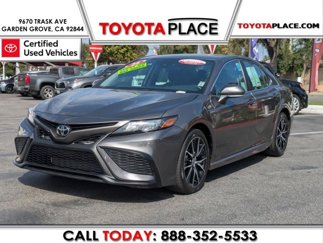 Certified 2024 Toyota Camry SE image 1