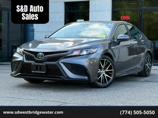 Used 2021 Toyota Camry SE image 1