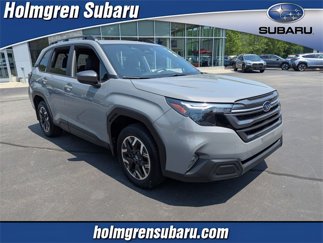 Used 2025 Subaru Forester Premium image 1