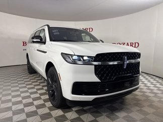 New 2025 Lincoln Navigator L Reserve image 1