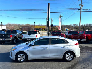 Used 2018 Hyundai Ioniq Blue image 1