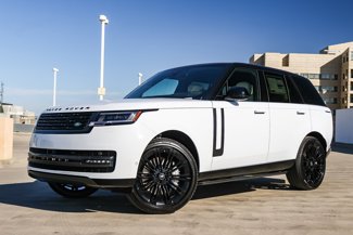 New 2025 Land Rover Range Rover SE image 1