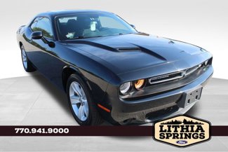 Used 2023 Dodge Challenger SXT image 1