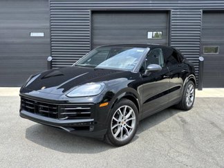 Used 2024 Porsche Cayenne Coupe image 1