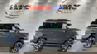 New 2025 Lincoln Navigator L Black Label image 1