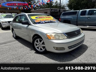 Used 2000 Toyota Avalon XLS image 1