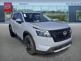 New 2025 Nissan Pathfinder Platinum w/ Black Appearance Package image 1