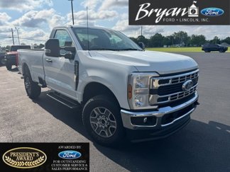 New 2025 Ford F350 XLT image 1