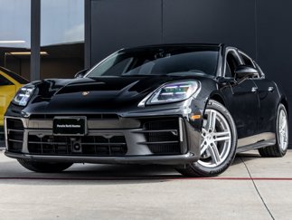 Used 2025 Porsche Panamera image 1