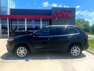 Used 2016 Jeep Cherokee Latitude image 1