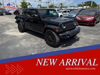 Used 2025 Jeep Gladiator Sport image 1