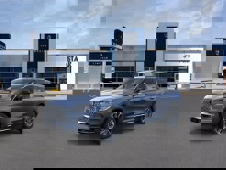 New 2025 Lincoln Corsair AWD w/ Equipment Group 101A image 1