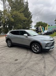 Used 2023 Chevrolet Blazer LT image 1