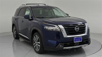 New 2025 Nissan Pathfinder Platinum image 1