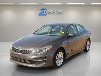 Used 2017 Kia Optima EX image 1
