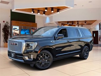Used 2024 GMC Yukon XL Denali image 1