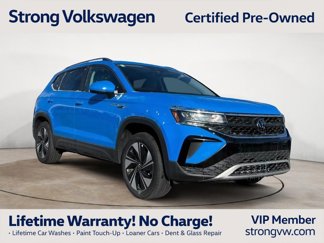 Certified 2024 Volkswagen Taos SE image 1