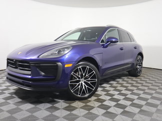 Certified 2024 Porsche Macan image 1