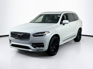 Used 2023 Volvo XC90 B5 Plus w/ Protection Package Premier image 1