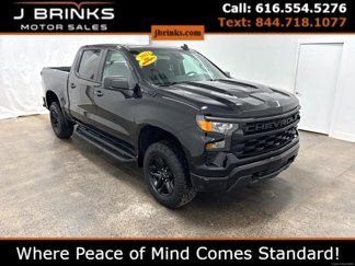 Used 2022 Chevrolet Silverado 1500 Custom Trail Boss w/ Midnight Edition image 1