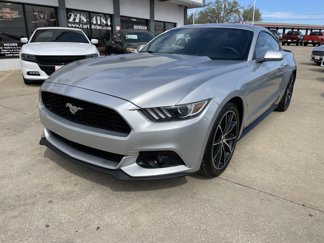 Used 2016 Ford Mustang Coupe image 1