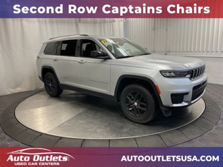 Used 2023 Jeep Grand Cherokee L Laredo image 1
