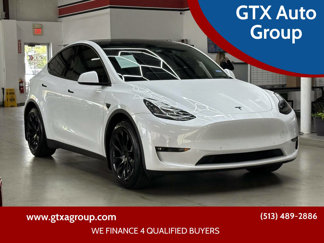 Used 2022 Tesla Model Y Long Range image 1