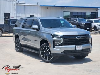 Used 2025 Chevrolet Suburban RST w/ Comfort Package image 1