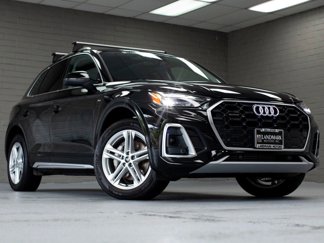 Used 2024 Audi Q5 e Premium w/ Convenience Package image 1