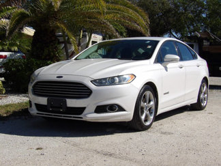 Used 2013 Ford Fusion SE image 1