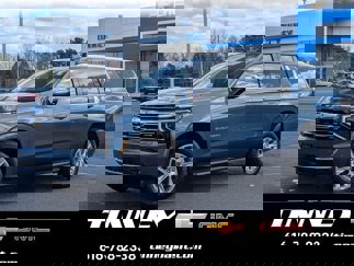 New 2025 Chevrolet Suburban Premier image 1
