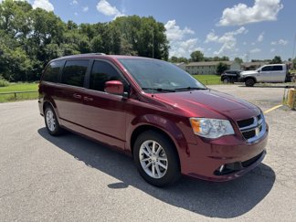 Used 2020 Dodge Grand Caravan SXT image 1