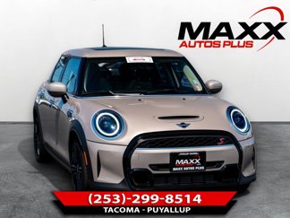 Used 2024 MINI Cooper S image 1