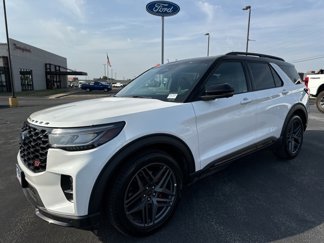 New 2025 Ford Explorer ST image 1