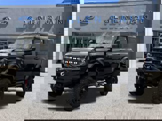 Used 2022 Ford Bronco Black Diamond image 1