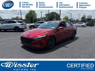Used 2023 Hyundai Elantra SEL image 1