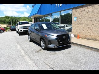 Used 2023 Nissan Kicks S image 1