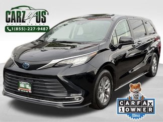 Used 2023 Toyota Sienna XLE image 1