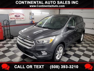 Used 2019 Ford Escape SE image 1