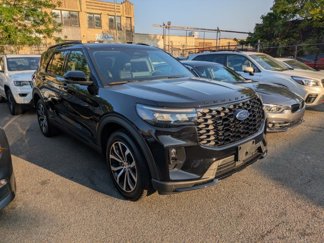 Used 2025 Ford Explorer ST-Line image 1