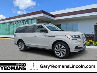 Certified 2022 Lincoln Navigator Reserve image 1