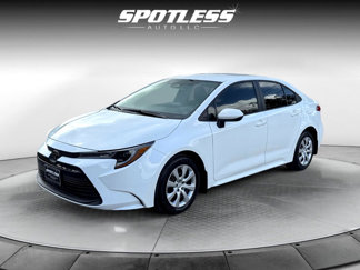 Used 2024 Toyota Corolla LE image 1