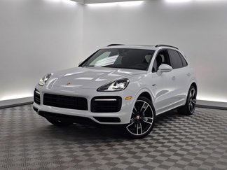 Used 2023 Porsche Cayenne E-Hybrid image 1