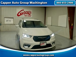 Used 2022 Chrysler Pacifica Touring-L image 1