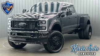 Used 2025 Ford F450 Platinum w/ FX4 Off-Road Package image 1
