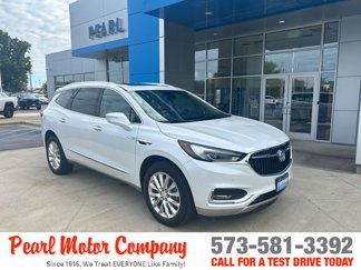 Used 2020 Buick Enclave Premium w/ Sun and Sites Package image 1
