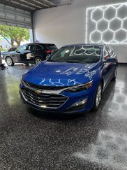 Used 2023 Chevrolet Malibu LT image 1