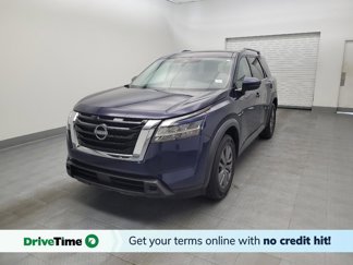 Used 2022 Nissan Pathfinder SV image 1