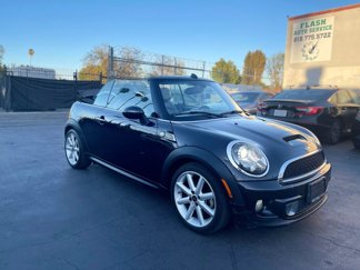 Used 2015 MINI Cooper S image 1
